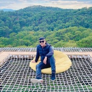 Meet your Posher, Cường